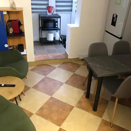 3 6 -7 Pers Lägenhet